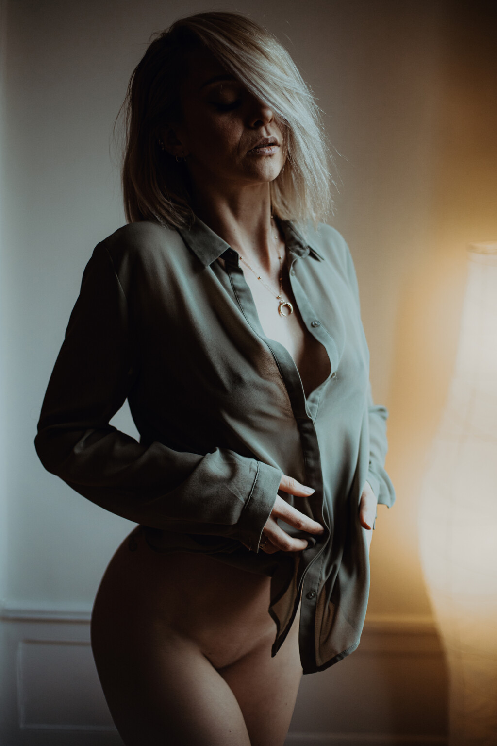 https://blueberrycorner.com/wp-content/uploads/2024/03/photographe-boudoir-femme-intime-erotique-lyon-154-sur-168-1024x1536.jpg