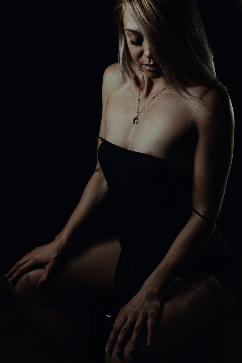 https://blueberrycorner.com/wp-content/uploads/2024/03/photographe-boudoir-femme-intime-erotique-lyon-163-sur-168-800x1200.jpg